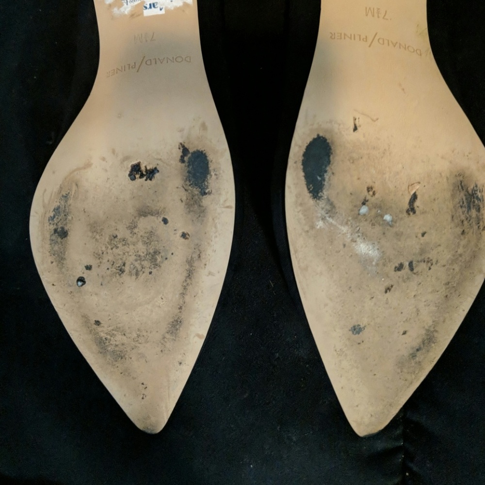 Black Crepe Elastic Donald Pliner Pumps - Picture 4 of 4